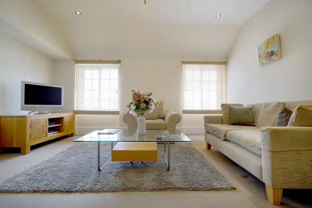 Maykenbel Apartments 17 Hertford Street 1 Bedroom Standard