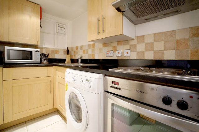 Maykenbel Apartments 17 Hertford Street 1 Bedroom Standard