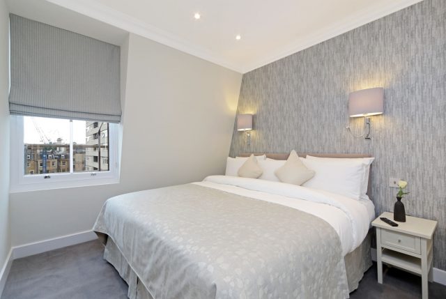 Maykenbel Apartments 20 Hertford Street 3 Bedroom Suite