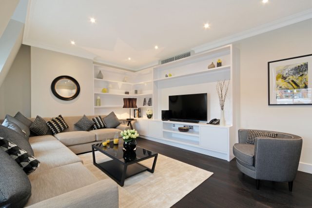 Maykenbel Apartments 20 Hertford Street 3 Bedroom Suite