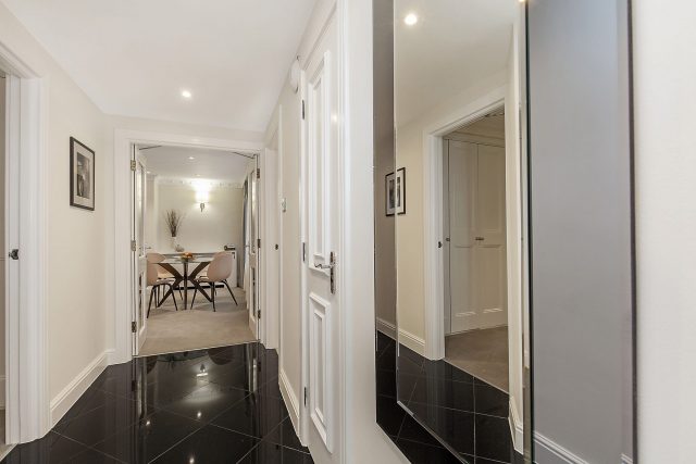 Maykenbel Apartments Mayfair House 1 Bedroom Suite