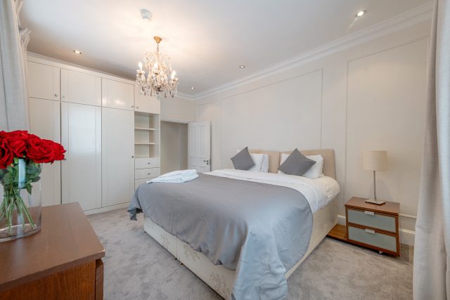 17 HS One Bedroom Std