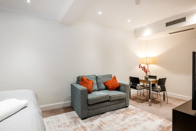 Manson Place studio Flat 2